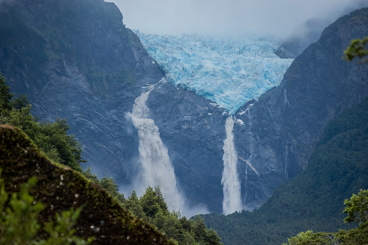 Queulat Hanging Glacier